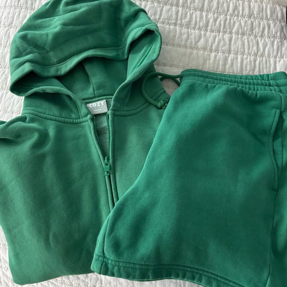 Women's TNA Sweat Set